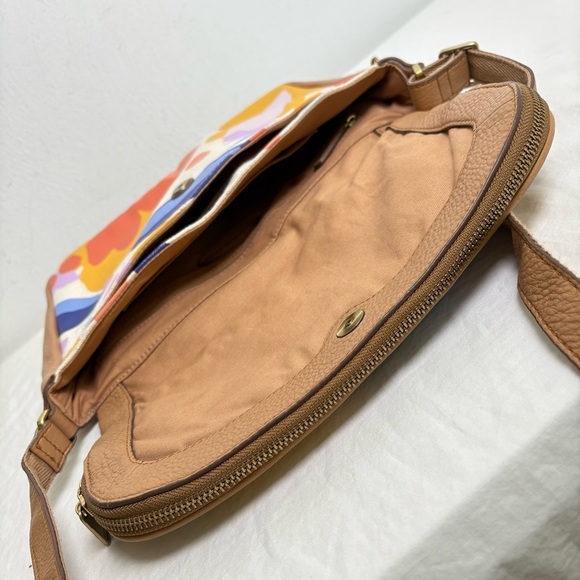 Fossil Preston Crossbody Bag Abstract Floral Crossbody Canvas Bag - Picture 15 of 16